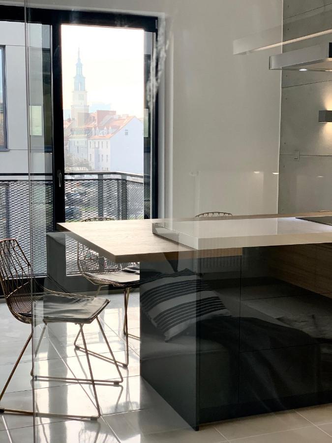 El Apartments - Antares Познан Екстериор снимка