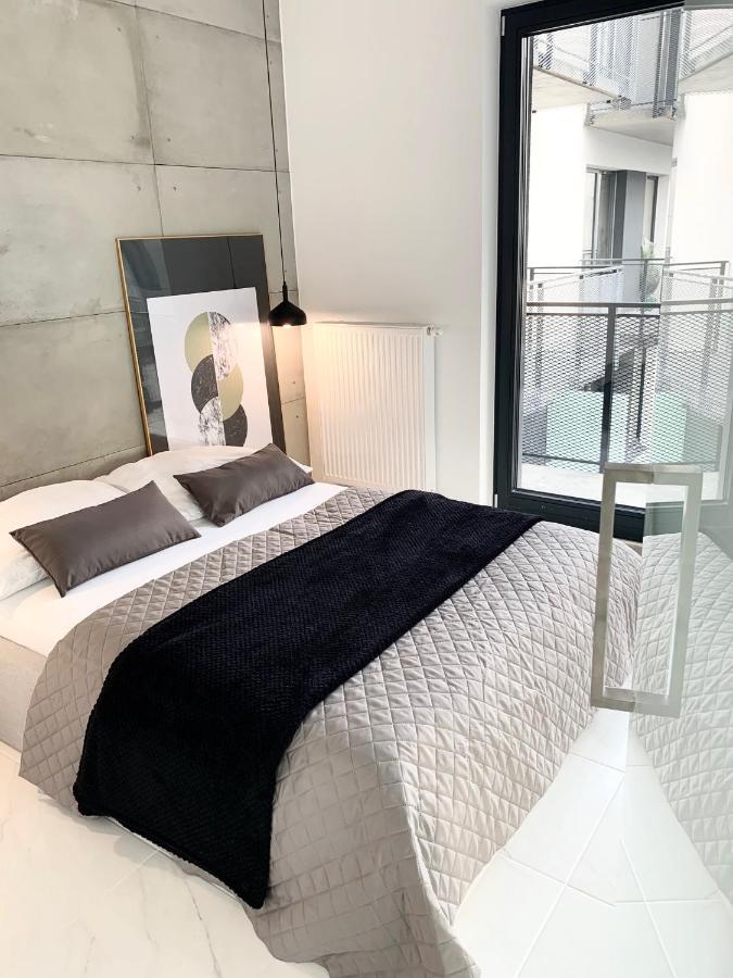 El Apartments - Antares Познан Екстериор снимка