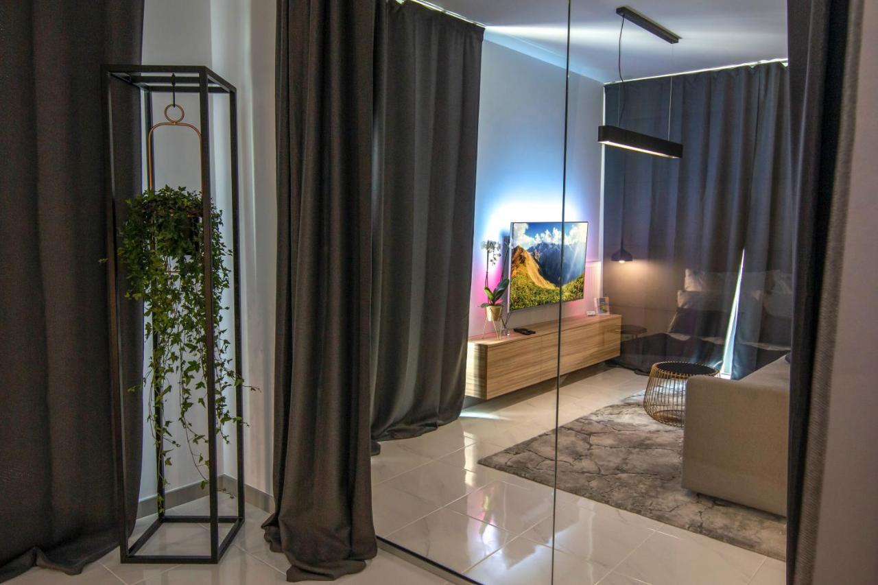 El Apartments - Antares Познан Екстериор снимка