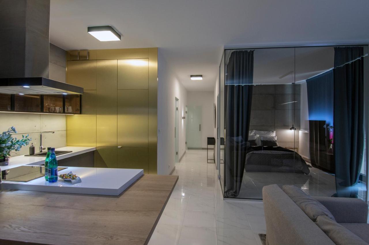 El Apartments - Antares Познан Екстериор снимка