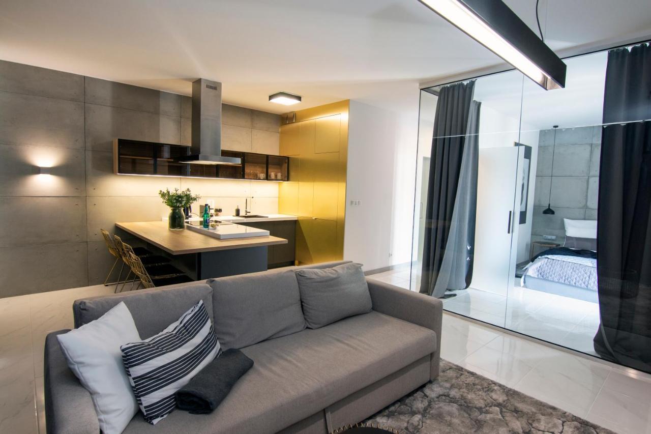 El Apartments - Antares Познан Екстериор снимка