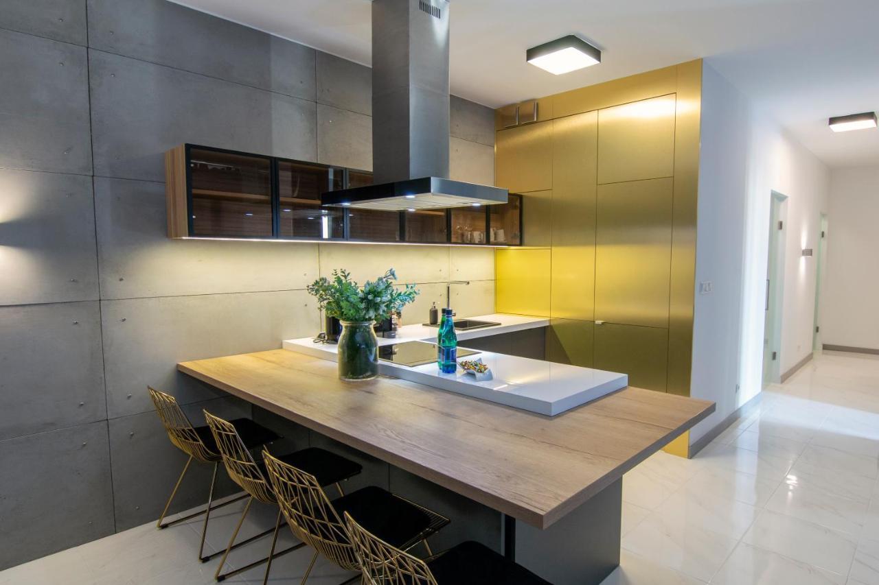 El Apartments - Antares Познан Екстериор снимка