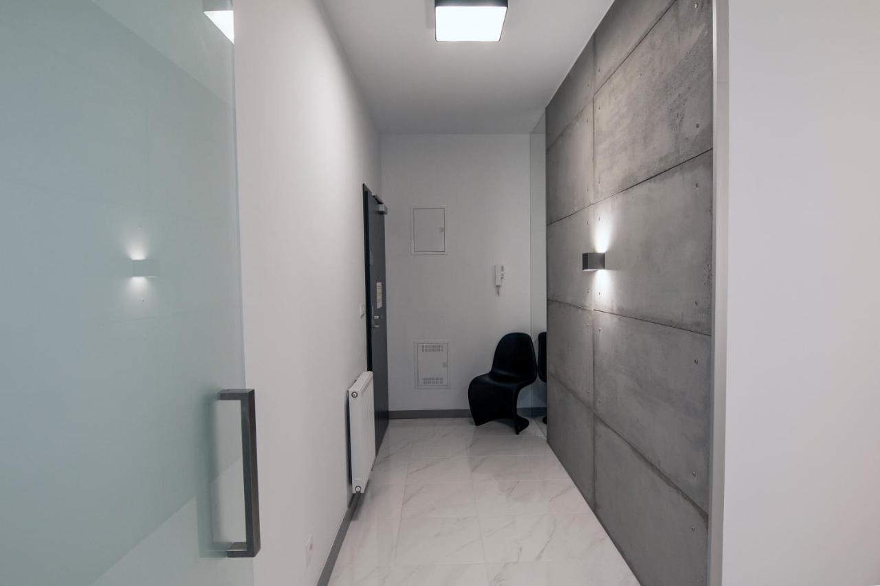 El Apartments - Antares Познан Екстериор снимка